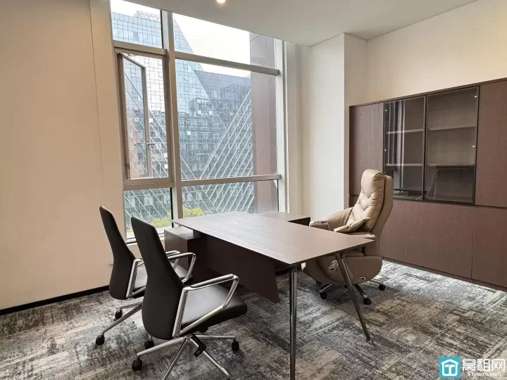 宁波东部新城环合中心340平全新装修 带家具 拎包办公