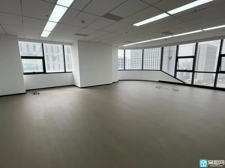 宁波镇海甬江科创协同中心出租179平写字楼精装修交付