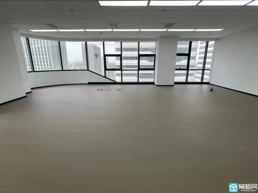 宁波镇海甬江科创协同中心出租179平写字楼精装修交付