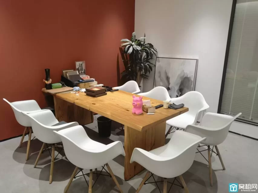 宁波市鄞州区 天童北路1501号麒麟大厦北楼面积151平米4200元出租