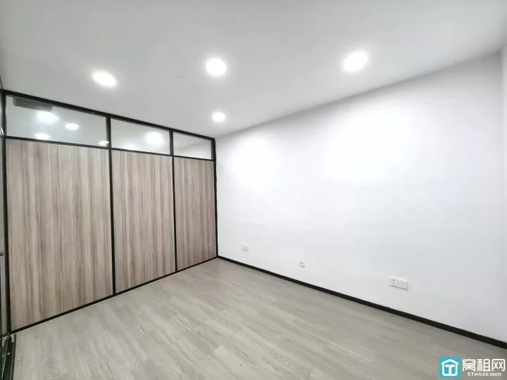 南洋大厦·全新精装办公室155㎡正南好户型特价单价仅1块