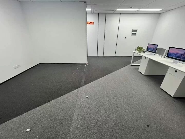 东部新城国际会展中心隔壁宁兴国贸大厦122平，格局已改好，稳定客户可配家具～