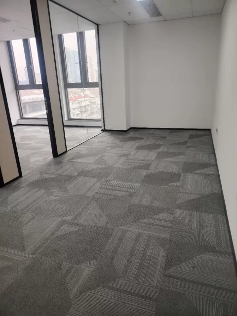 宁波云璟中心77.59平办公室精装修全新交付出租