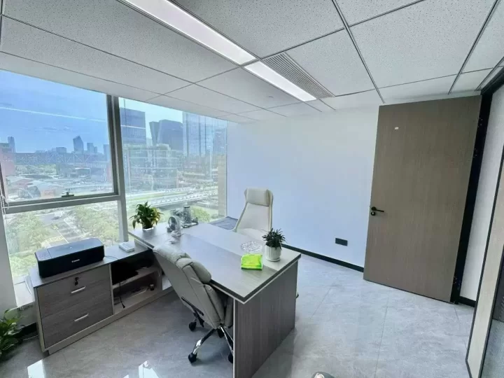 南部商务区南苑云荟酒店72平带水源，一隔间3800/月（包空调电费）