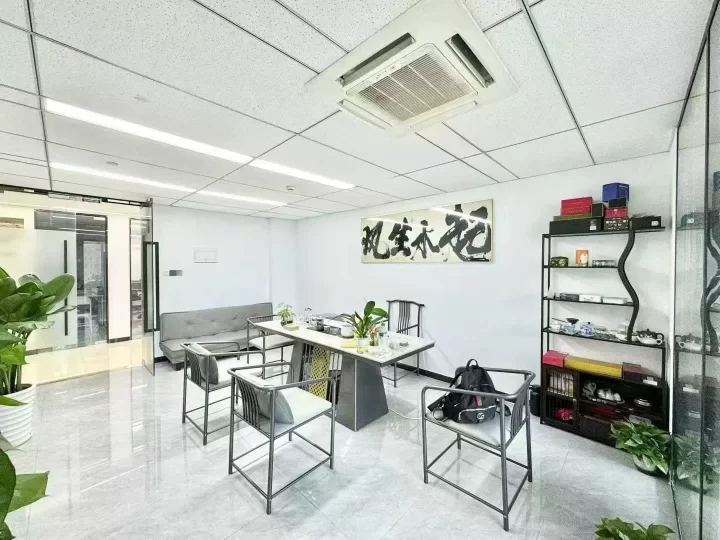 南部商务区南苑云荟酒店72平带水源，一隔间3800/月（包空调电费）