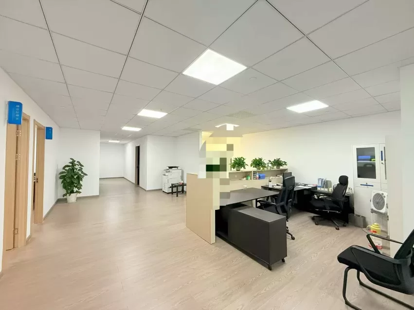 宁波前程国际大厦办公室面积280平米， 1元每平每天出租