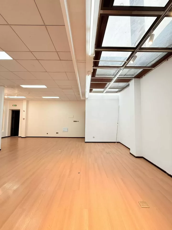 宁波明空间创业园 特价出租155平工作室！ 有玻璃天窗带杂物间