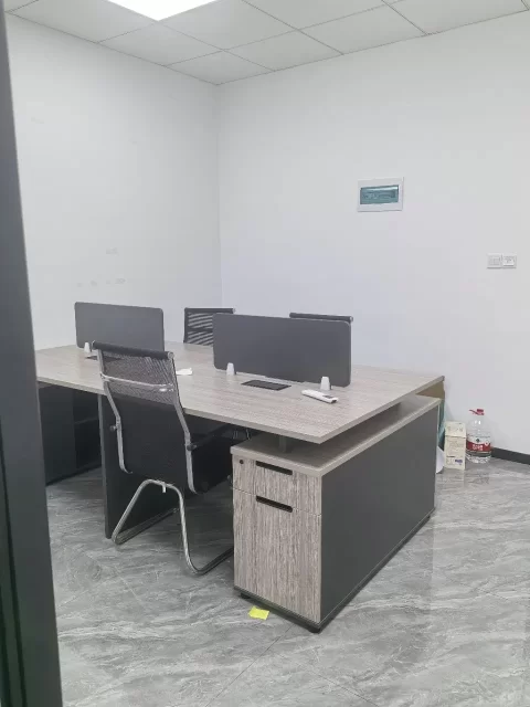 宁波海曙高桥恒迈科创园50平 / 朝南办公室出租租金：1700一个月