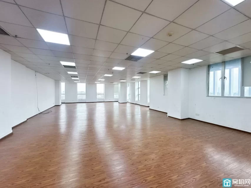 宁波鄞州区慧和大厦275平，西北，单价1.35元/平/天，月租金11292元