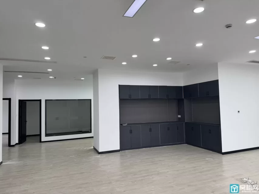 宁波滨江二期8号楼loft 办公室248平方米开发商直租