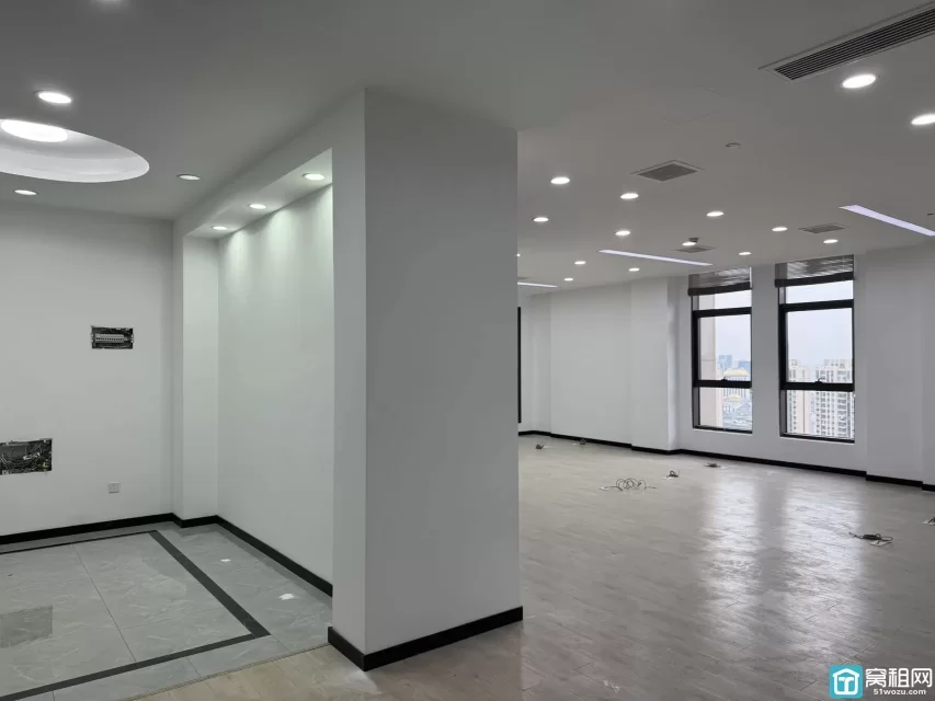 宁波滨江二期8号楼loft 办公室248平方米开发商直租