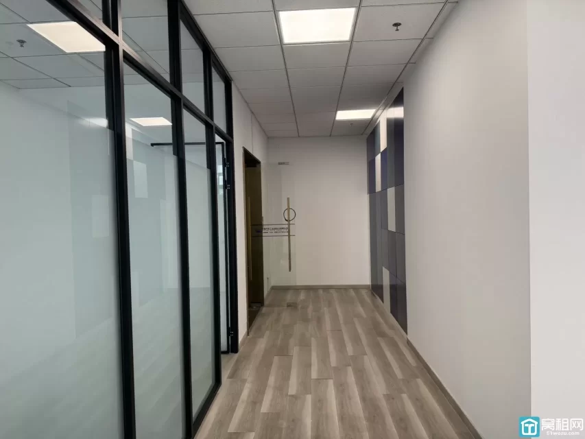 宁波滨江二期200平方米直租办公室年租金：13万