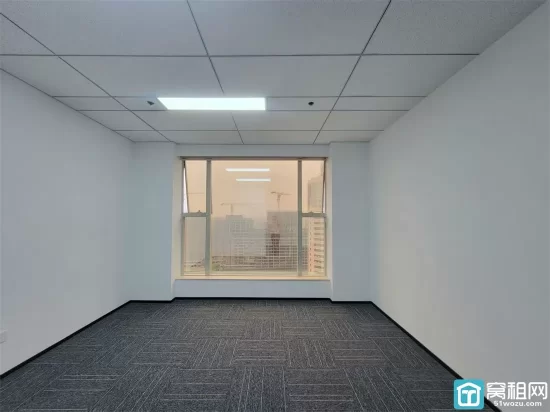 宁波招鄞大厦对面波特曼大厦180㎡西南朝向办公室出租月租金10400元/月