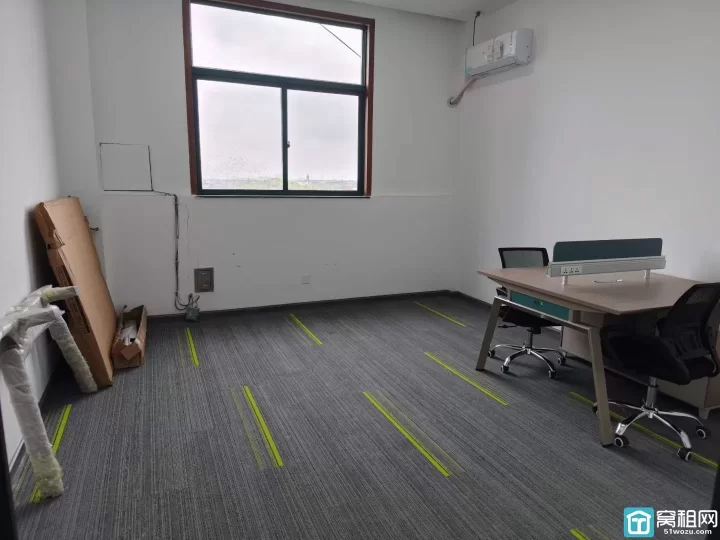 江北洪塘地铁口🚇 创新科创园最后两套45平办公室特价🉐1299/月