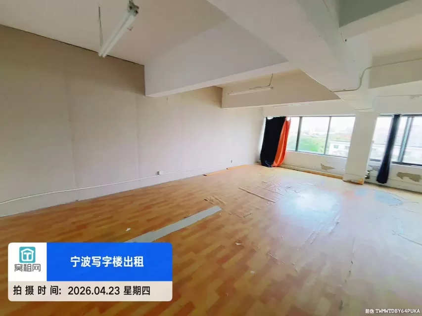 宁波驿淘158跨境产业园75平米办公室简单装修出租