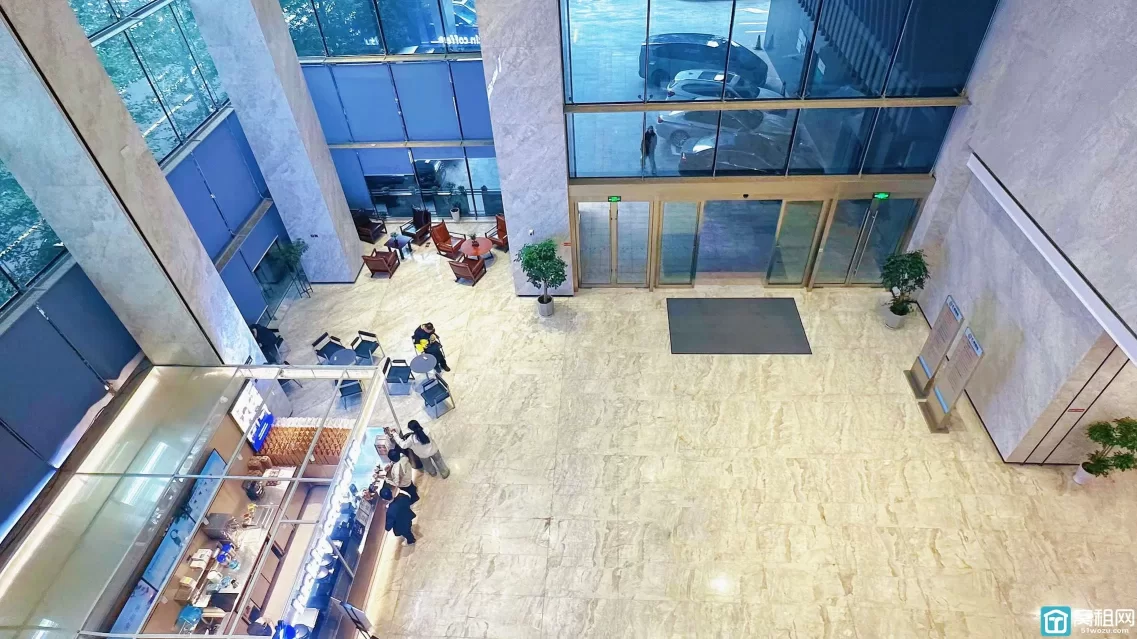 东部新城汇银国际办公室228平米，3+1格局出租