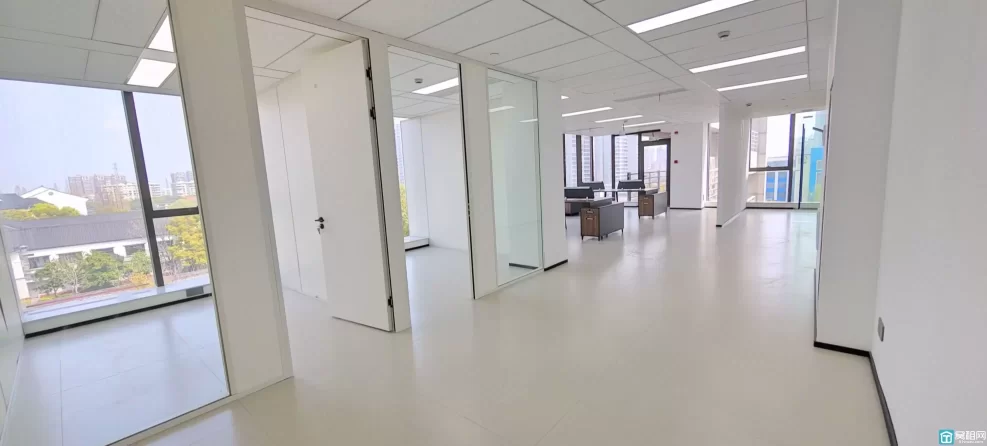 宁波翠柏街道写字楼BOBO国际大厦240平米精装修办公室招租