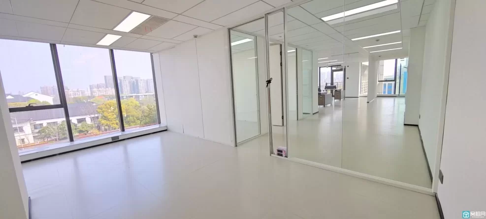 宁波翠柏街道写字楼BOBO国际大厦240平米精装修办公室招租