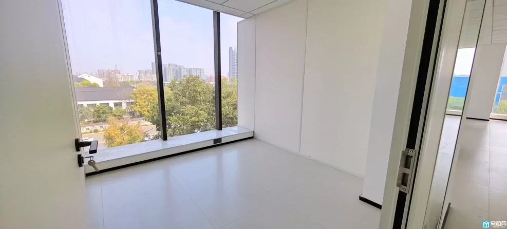 宁波翠柏街道写字楼BOBO国际大厦240平米精装修办公室招租