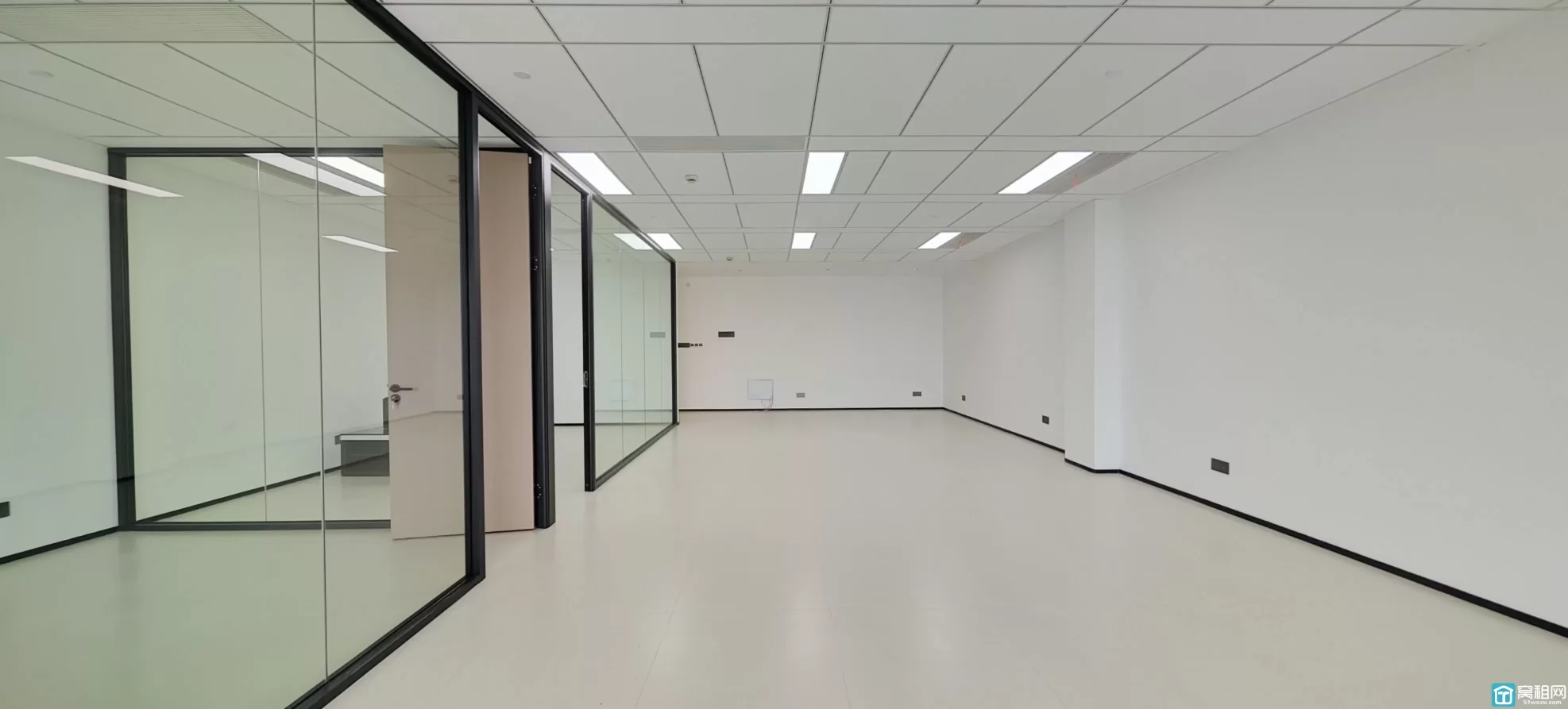 宁波BOBO国际写字楼招租213平米，租金单价1.3元