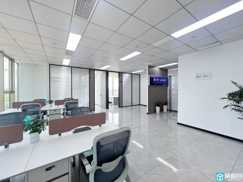 宁波高新区写字楼双面采光绝绝子 ​凌云大厦138平 样板间随时可看