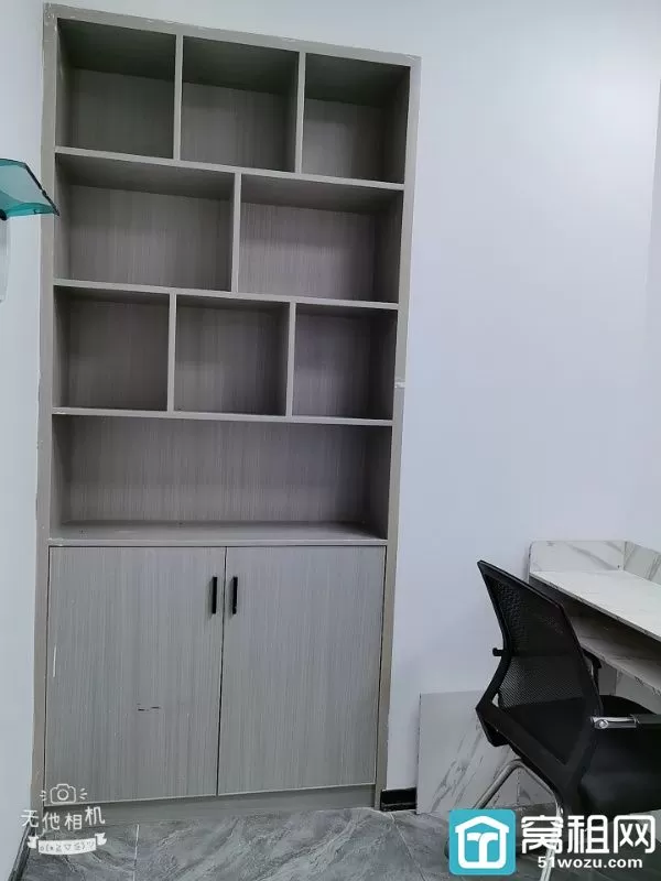 宁波高桥商会B座65平办公室朝东这一间精装修出租