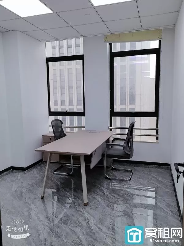 宁波高桥商会B座65平办公室朝东这一间精装修出租