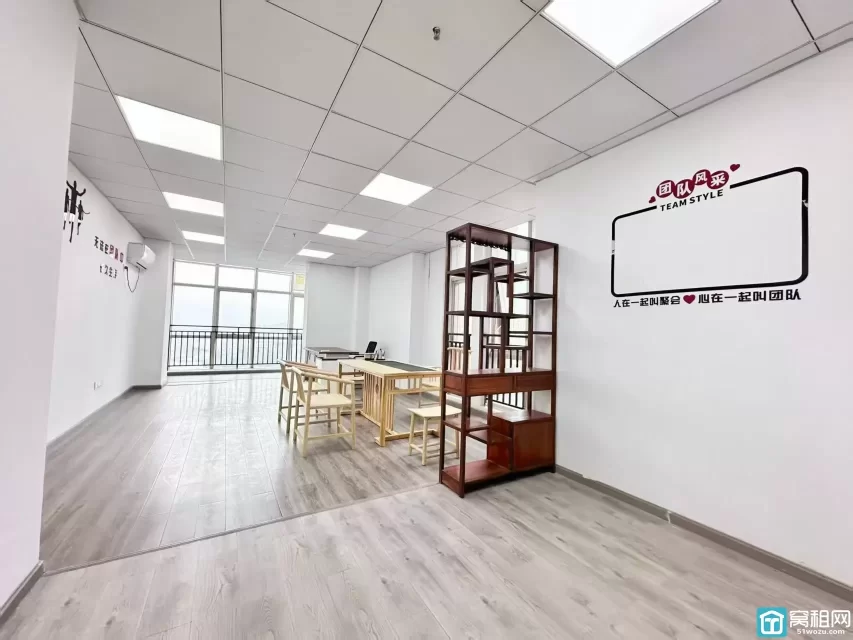 宁波趣家办公楼68平带办公家具，拎包办公独立空调出租