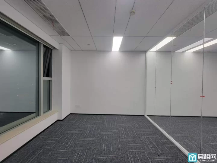 宁波波特曼大厦小户型办公室出租面积60平米月租金3650元