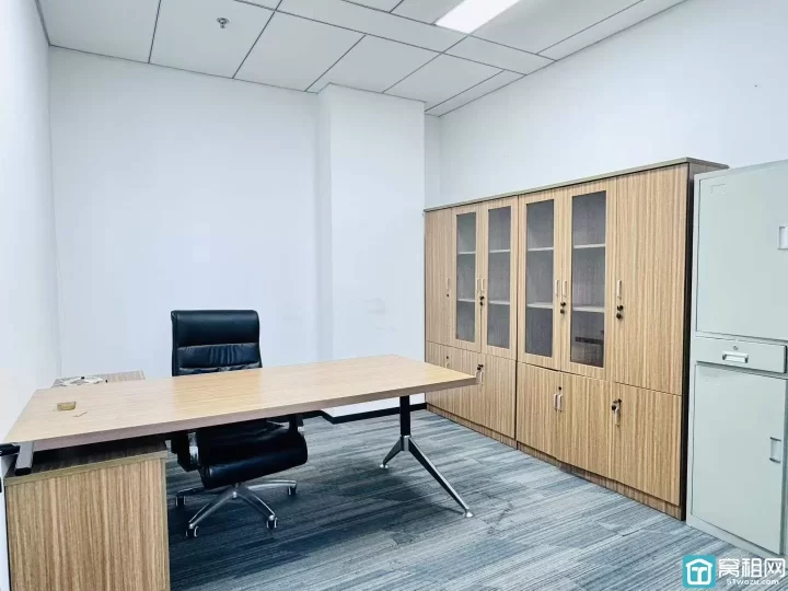 宁波环合中心221平办公室出租 4隔间
