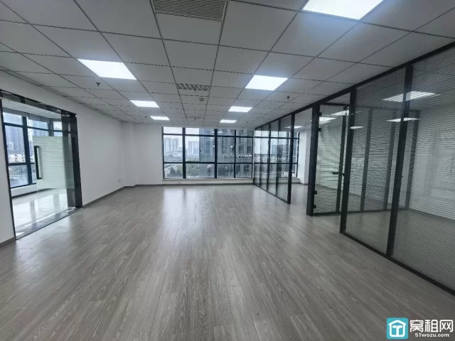 宁波健宸大厦159.23平米东南楼王，东南北三向大阳台办公室出租