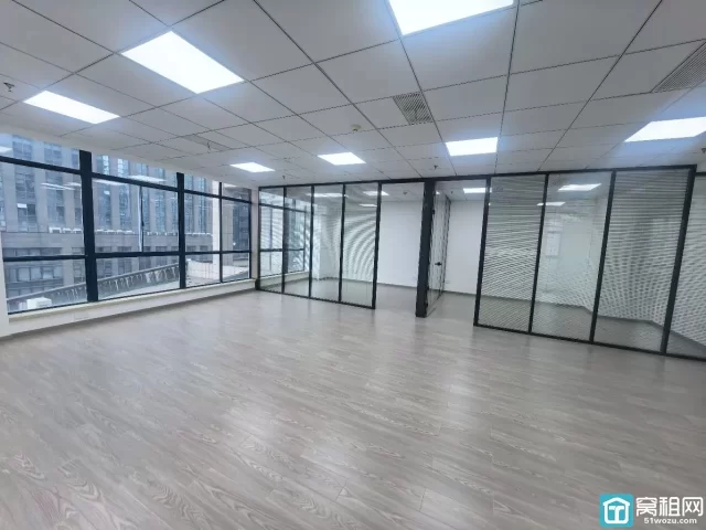 宁波健宸大厦159.23平米东南楼王，东南北三向大阳台办公室出租