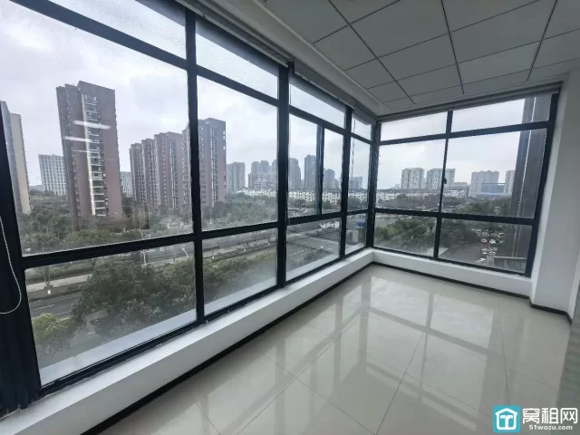 宁波健宸大厦159.23平米东南楼王，东南北三向大阳台办公室出租