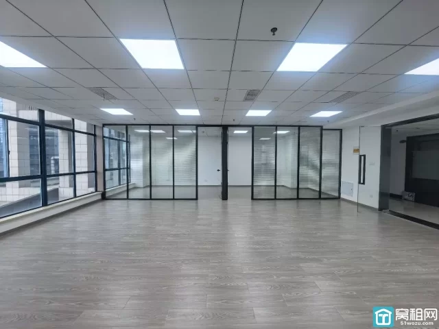 宁波健宸大厦159.23平米东南楼王，东南北三向大阳台办公室出租