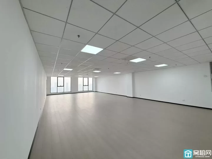 宁波和荣大厦97方，单价1.58，朝南，户型方正、采光通透、高利用率。