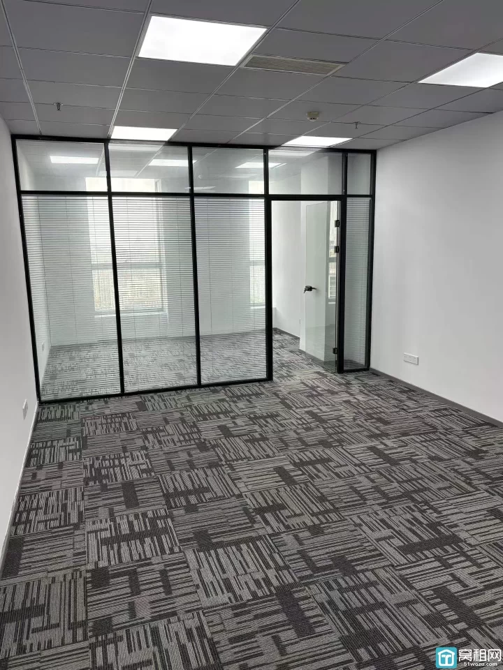 宁波慧和大厦稀缺小户型​60平！3100月出租