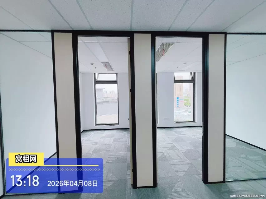 宁波鄞州区云景中心大厦出租97平米精装修办公室独立空调