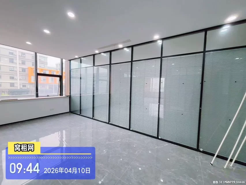 宁波海曙区旭友科创中心250平米精装修办公室出租