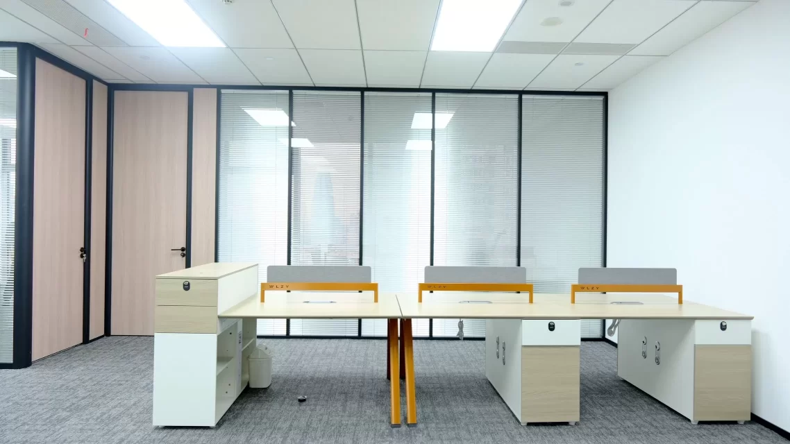 宁波新世界宁云中心办公室.建筑面积：176.13㎡出租