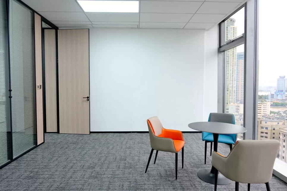 宁波新世界宁云中心办公室.建筑面积：176.13㎡出租