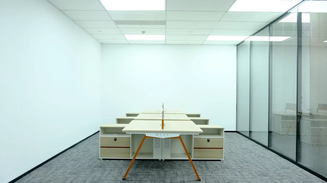 宁波新世界宁云中心办公室.建筑面积：176.13㎡出租