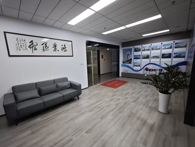 宁波高新区AUX奥创中心面积：318.52平出租租金：1.25元/月精装修交付