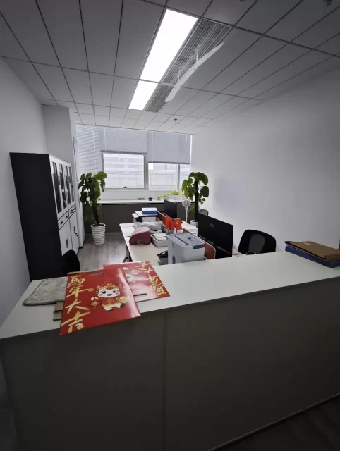 宁波高新区AUX奥创中心面积：318.52平出租租金：1.25元/月精装修交付