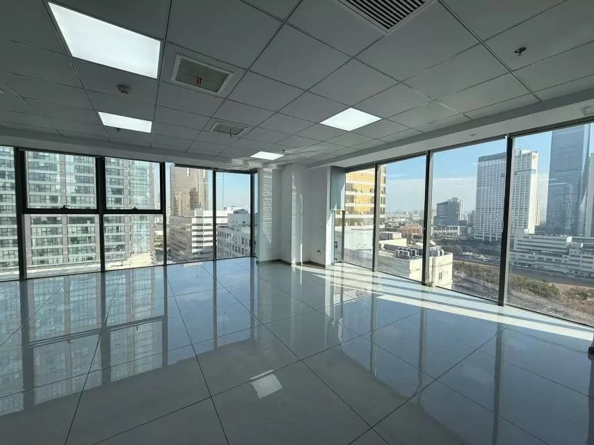 宁波海曙区环球中心大厦240平精装写字楼出租