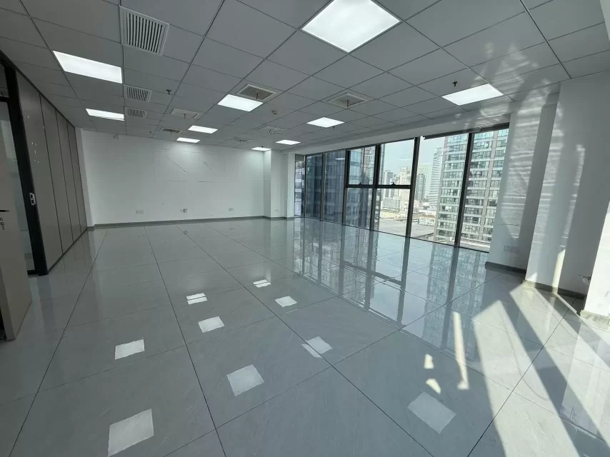 宁波海曙区环球中心大厦240平精装写字楼出租