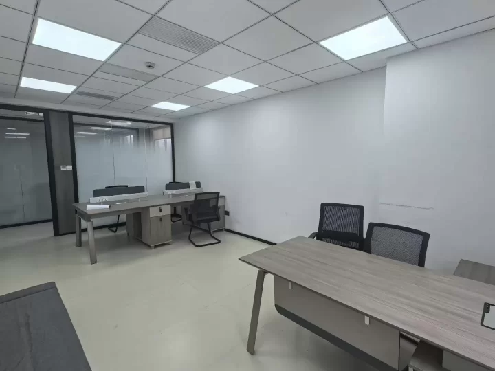 宁波西门口永煌大厦47平出租 带家具 好停车 地铁口月租金2000元/月