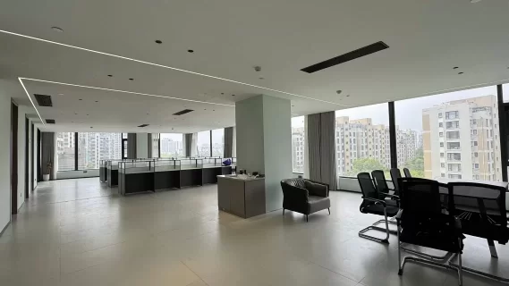 宁波鄞州区钱湖天地办公室出租，西南380平5隔间 特价20000/月