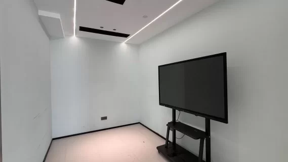 宁波鄞州区钱湖天地办公室出租，西南380平5隔间 特价20000/月