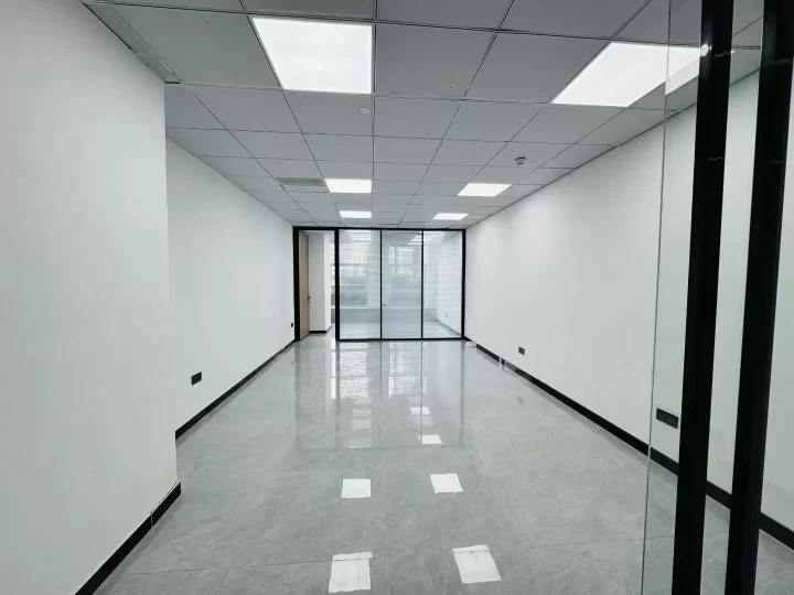 宁波涌金大厦90平一个隔间，朝南特价2999元