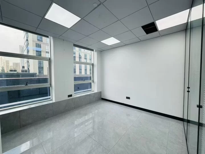 宁波涌金大厦90平一个隔间，朝南特价2999元